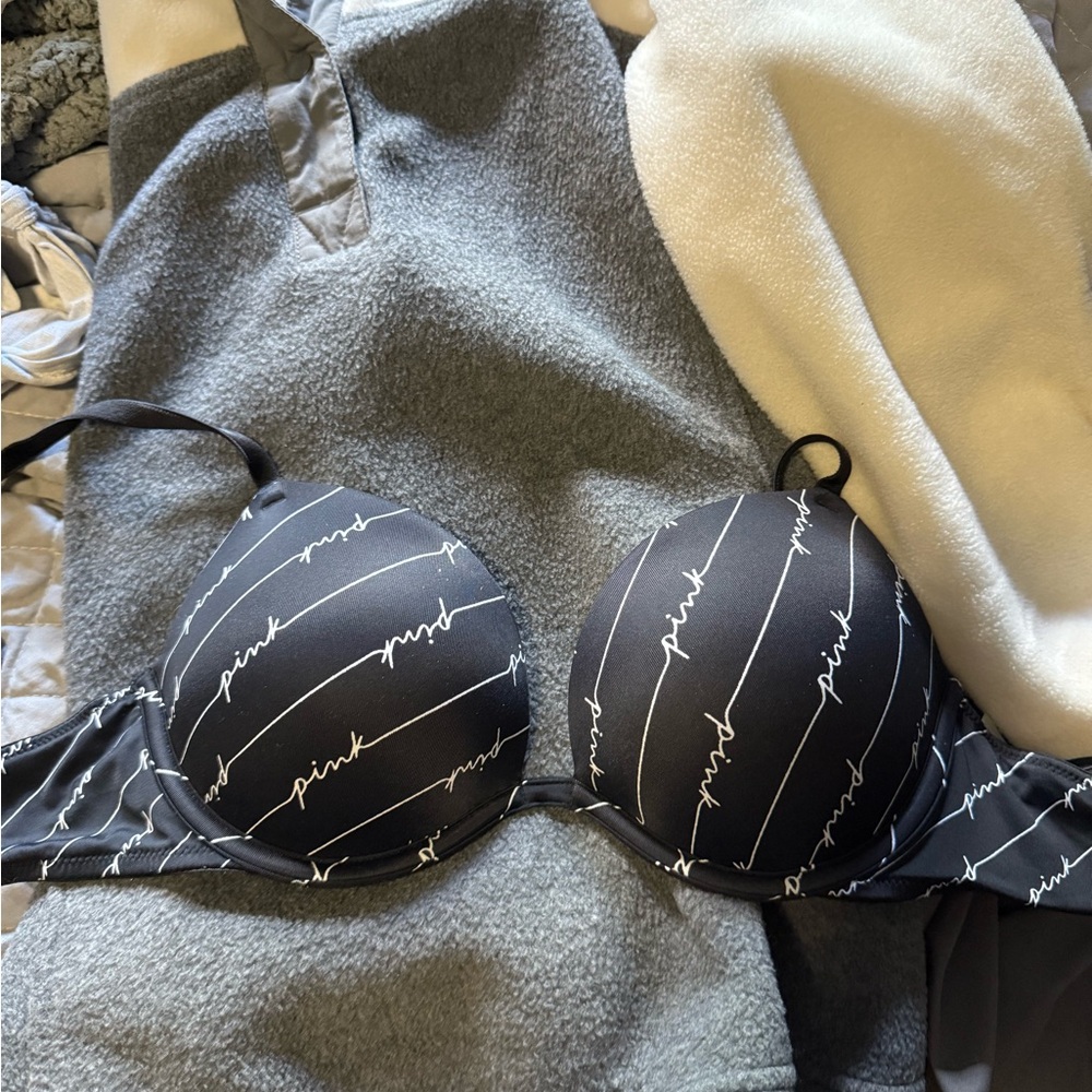 PINK Victoria's Secret Black and White Bra Intimates